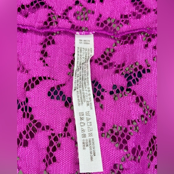 Free People - Fuchsia Lace Crop Tank Top - Picture 4 of 4